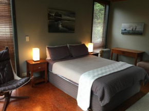 Piha Beachstay Accommodation